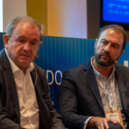 Gabriel Corujo destaca en Cádiz la innovación y la cooperación con Latinoamérica como claves para el futuro de las zonas francas