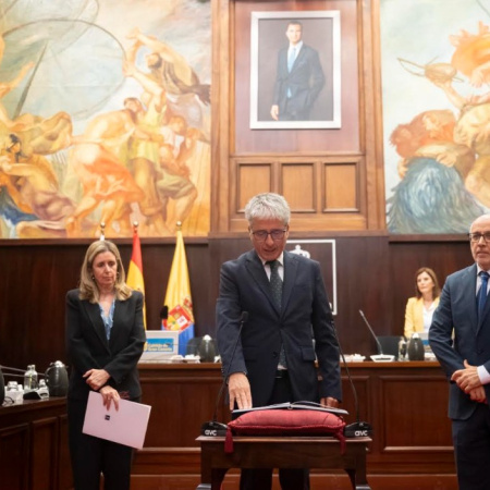 José Manuel Rodríguez toma posesión como nuevo consejero del PP en el Cabildo de Gran Canaria